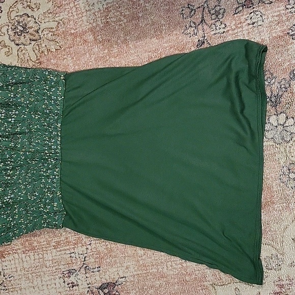 Max Studio Green Floral MINI  Skirt - Picture 7 of 9